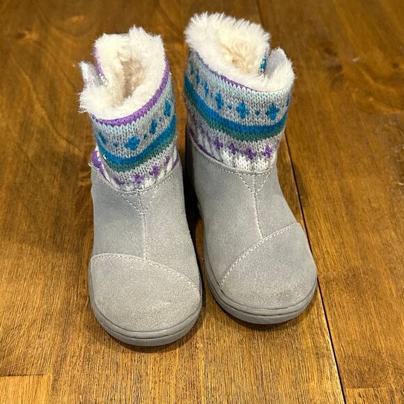 TOMS Nepal Boot Gray Suede Fair Isle kids size 5 One for One - Picture 7 of 7